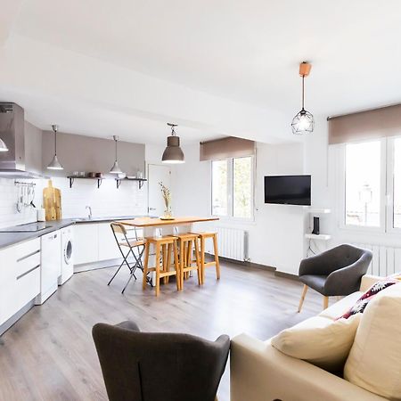 Akomodat En Apartamento Luminoso Junto Al Paseo De La Ria Bilbao Dış mekan fotoğraf
