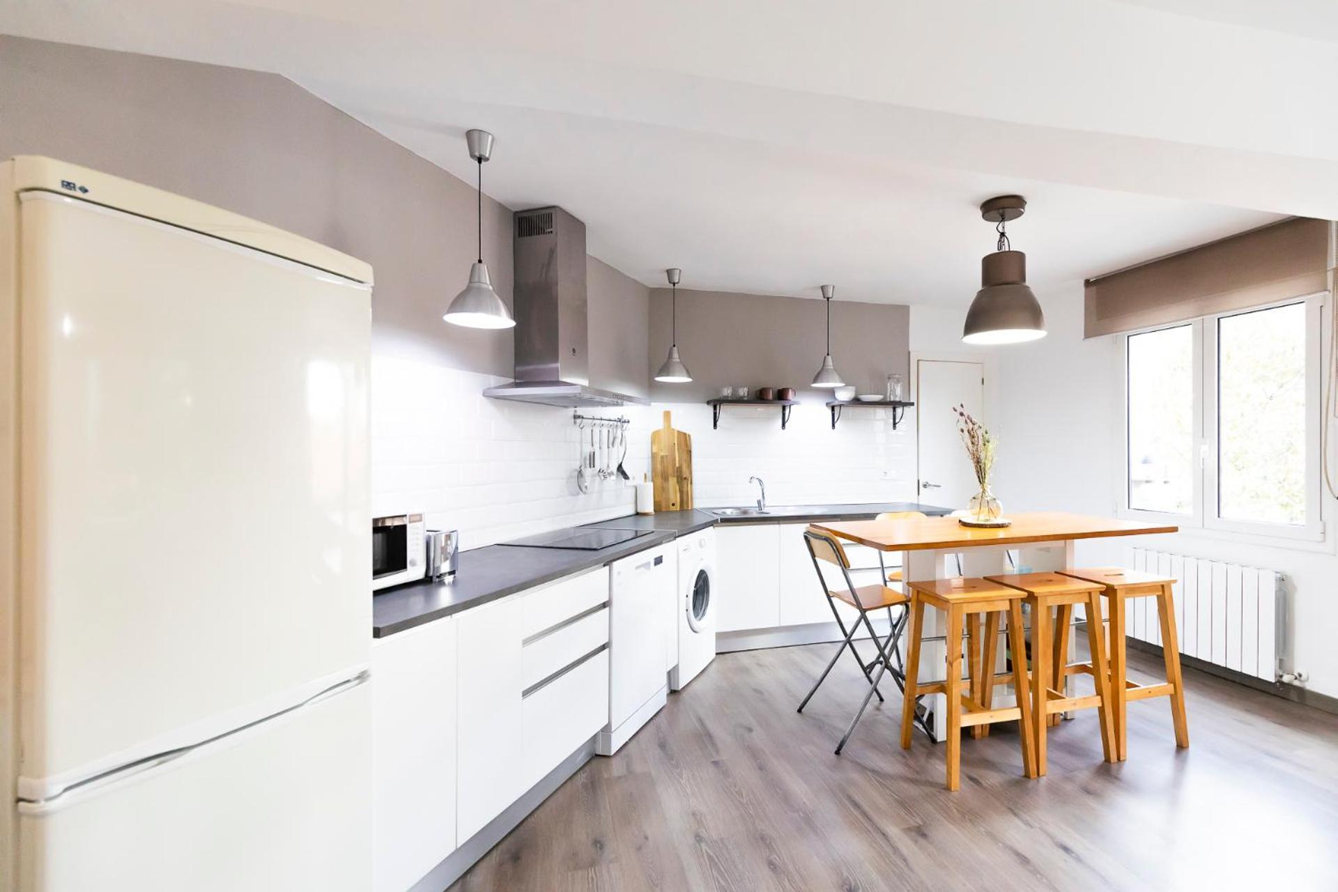 Akomodat En Apartamento Luminoso Junto Al Paseo De La Ria Bilbao Dış mekan fotoğraf