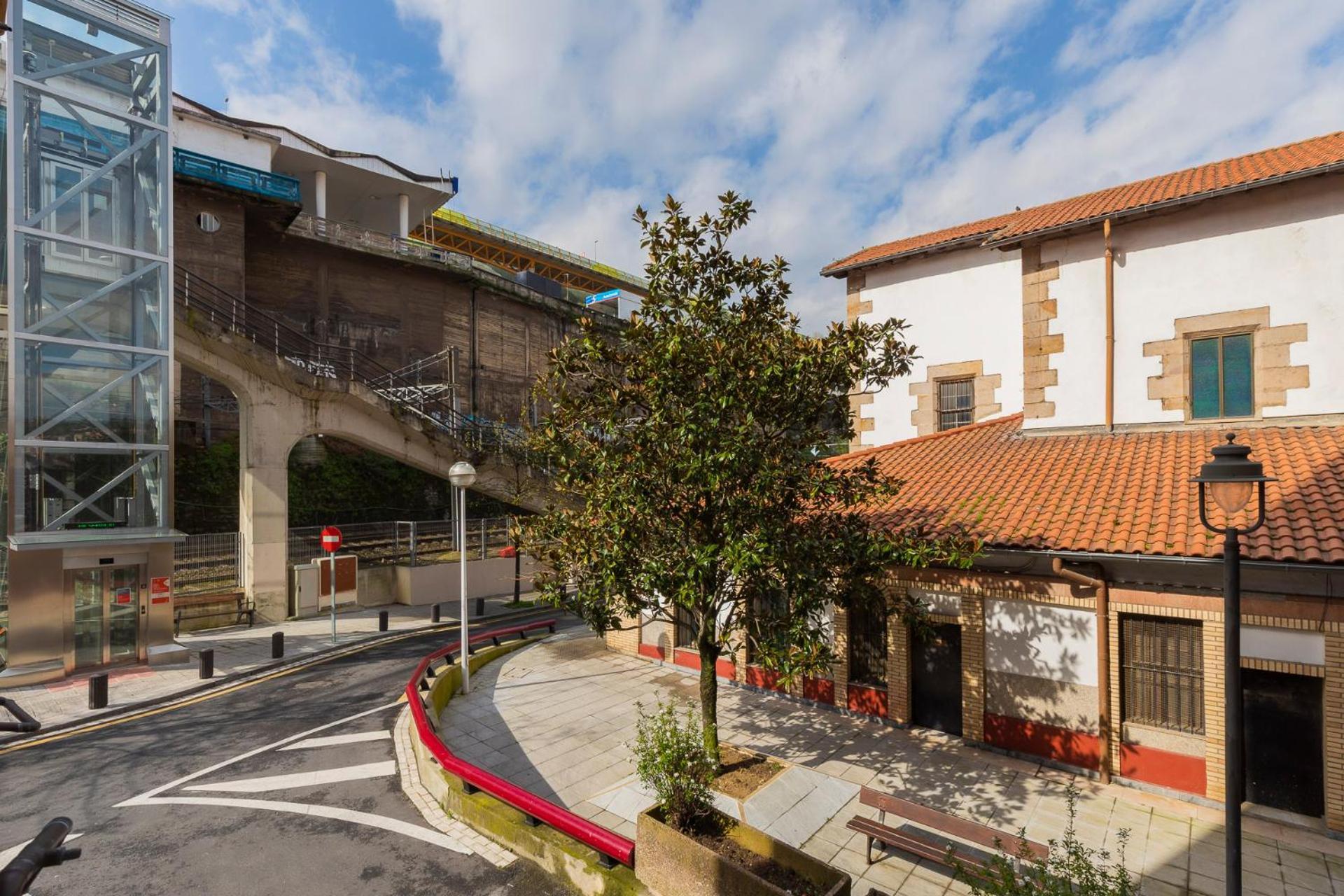 Akomodat En Apartamento Luminoso Junto Al Paseo De La Ria Bilbao Dış mekan fotoğraf